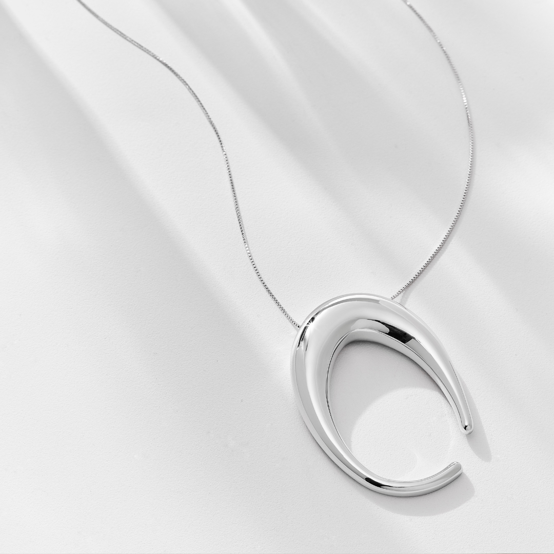 Savia Necklace